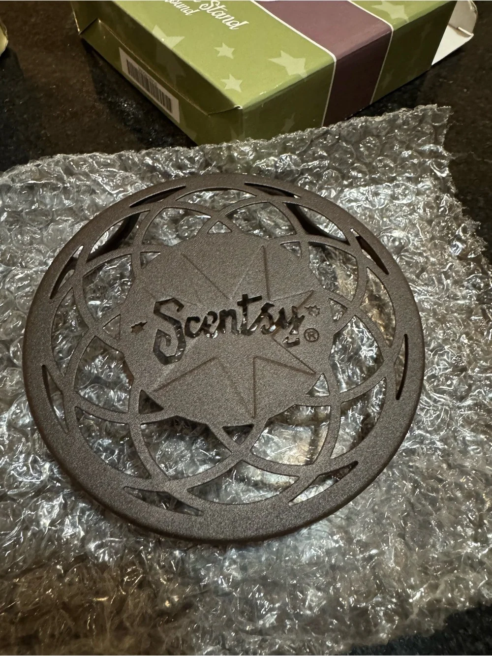 BNIB Aroma Potpourri Pot and Scentsy Warmer Stand